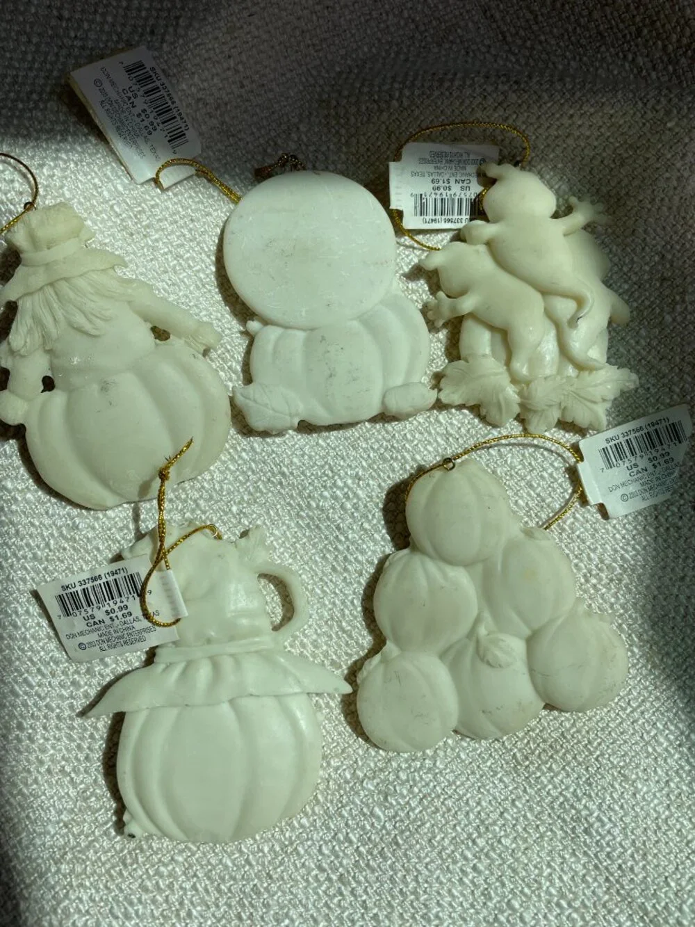 (5) Vintage Halloween Witch Cat Ghost Pumpkin Resin Ornaments NWT Lot